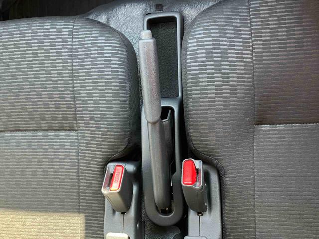 ハイゼットカーゴＤＸ衝突被害軽減ブレーキ　コーナーセンサー　オートライト　プライバシーガラス　フロントパワーウィンドウ　オーバーヘッドシェルフ　スピーカー一体型ＡＭ・ＦＭラジオ　キーレスエントリー　アイドリングストップ（千葉県）の中古車