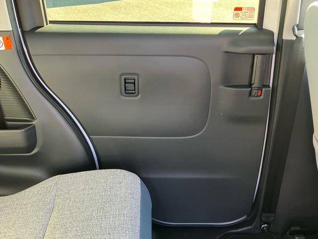 ムーヴキャンバスストライプスＧ両側電動スライドドア　ＬＥＤヘッドライト＆フォグランプ　シートヒーター　保温カップホルダー　電動駐車ブレーキ　バックカメラ　ステアリングスイッチ　コーナーセンサー　衝突被害軽減ブレーキ（千葉県）の中古車