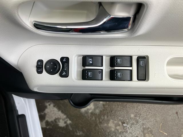 ムーヴキャンバスストライプスGLEDヘッドライト/両側電動スライドドア/コーナーセンサー/アイドリングストップ/衝突回避支援システム/横滑り防止装置/オートライト/オートエアコン/キーフリー/電動格納ミラー/電動パーキングブレーキ(千葉県)の中古車