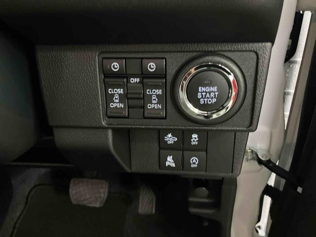 ムーヴキャンバスストライプスＧＬＥＤヘッドライト／両側電動スライドドア／コーナーセンサー／アイドリングストップ／衝突回避支援システム／横滑り防止装置／オートライト／オートエアコン／キーフリー／電動格納ミラー／電動パーキングブレーキ（千葉県）の中古車