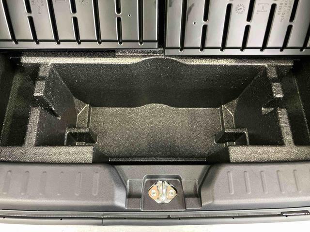 ムーヴキャンバスストライプスＧＬＥＤヘッドライト／両側電動スライドドア／コーナーセンサー／アイドリングストップ／衝突回避支援システム／横滑り防止装置／オートライト／オートエアコン／キーフリー／電動格納ミラー／電動パーキングブレーキ（千葉県）の中古車