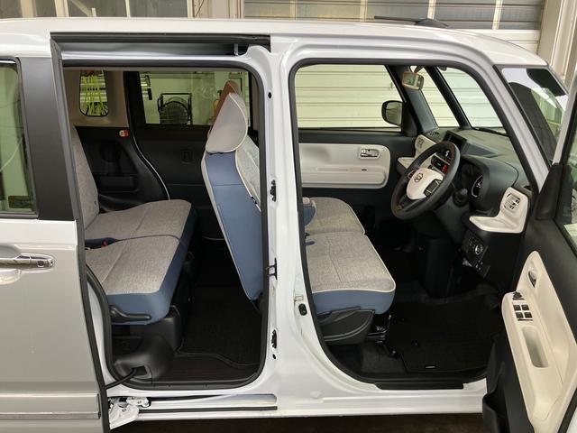 ムーヴキャンバスストライプスＧＬＥＤヘッドライト／両側電動スライドドア／コーナーセンサー／アイドリングストップ／衝突回避支援システム／横滑り防止装置／オートライト／オートエアコン／キーフリー／電動格納ミラー／電動パーキングブレーキ（千葉県）の中古車