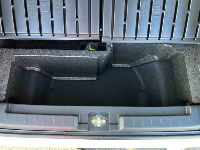 ムーヴＲＳターボエンジン　１５インチアルミ　バックカメラ　両側電動スライドドア　シートヒーター　電動駐車ブレーキ　ＬＥＤライト＆フォグ　上下２段調節式デッキボード　コーナーセンサー　衝突被害軽減ブレ（千葉県）の中古車