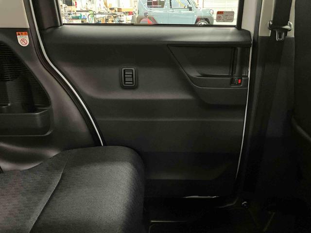 ムーヴＲＳＬＥＤヘッドライト／両側電動スライドドア／アダプティブクルーズコントロール／コーナーセンサー／アイドリングストップ／衝突回避支援システム／横滑り防止装置／電動格納ミラー／電動パーキングブレーキ（千葉県）の中古車