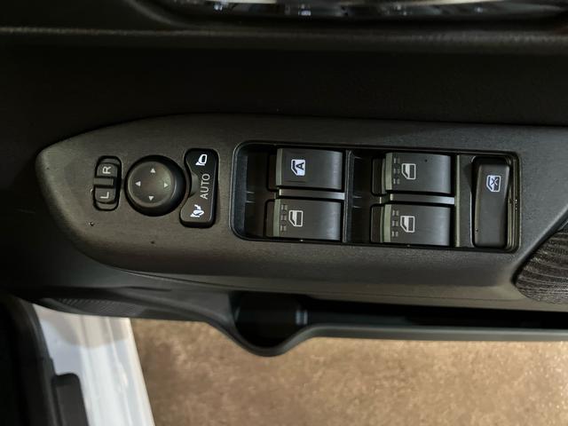 ムーヴＲＳターボエンジン　１５インチアルミ　バックカメラ　両側電動スライドドア　　電動駐車ブレーキ　ＬＥＤライト＆フォグ　コーナーセンサー　衝突被害軽減ブレーキ　ステアリングスイッチ　自動追従クルコン（千葉県）の中古車