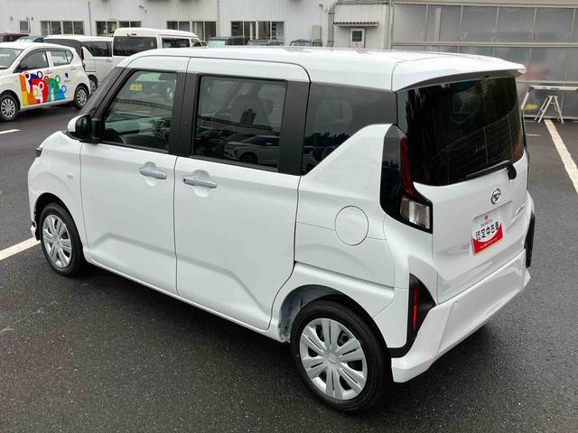 ムーヴＸＬＥＤヘッドライト／片側電動スライドドア／コーナーセンサー／アイドリングストップ／衝突回避支援システム／横滑り防止装置／オートライト／オートエアコン／電動格納ミラー／ブラインドスポットモニター（千葉県）の中古車