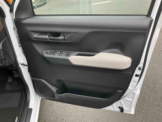 ムーヴＸＬＥＤヘッドライト／片側電動スライドドア／コーナーセンサー／アイドリングストップ／衝突回避支援システム／横滑り防止装置／オートライト／オートエアコン／電動格納ミラー／ブラインドスポットモニター（千葉県）の中古車