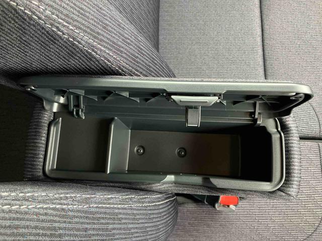 ムーヴＲＳＬＥＤヘッドライト／両側電動スライドドア／アダプティブクルーズコントロール／コーナーセンサー／アイドリングストップ／衝突回避支援システム／横滑り防止装置／電動格納ミラー／電動パーキングブレーキ（千葉県）の中古車