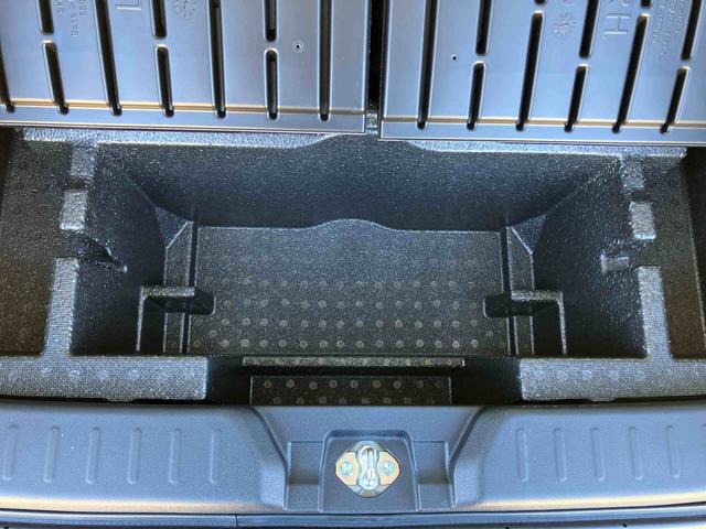 ムーヴキャンバスセオリーＧＬＥＤヘッドライト／両側電動スライドドア／コーナーセンサー／アイドリングストップ／衝突回避支援システム／横滑り防止装置／オートライト／オートエアコン／キーフリー／電動格納ミラー／電動パーキングブレーキ（千葉県）の中古車