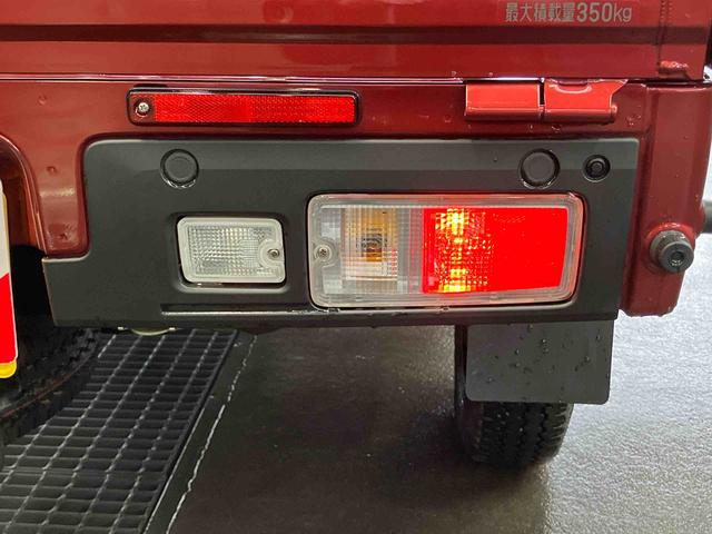 ハイゼットトラックジャンボエクストラ４ＷＤ／オートライト／アダプティブドライビングビーム／衝突回避支援システム／横滑り防止装置／コーナーセンサー／スペアタイヤ／マニュアルエアコン／ガードフレーム／アイドリングストップ／ＬＥＤ大型荷台灯（千葉県）の中古車