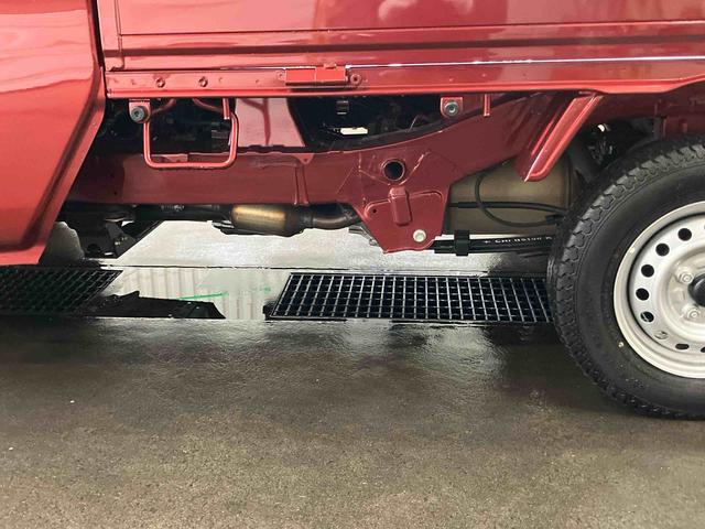 ハイゼットトラックジャンボエクストラ４ＷＤ／オートライト／アダプティブドライビングビーム／衝突回避支援システム／横滑り防止装置／コーナーセンサー／スペアタイヤ／マニュアルエアコン／ガードフレーム／アイドリングストップ／ＬＥＤ大型荷台灯（千葉県）の中古車