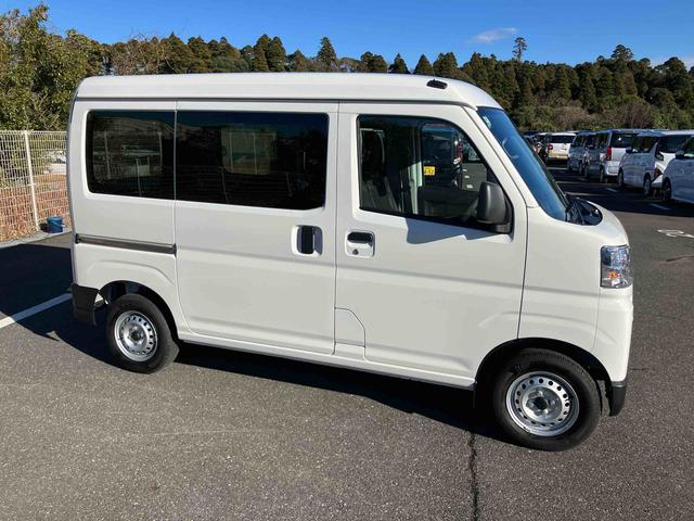 ハイゼットカーゴデラックス衝突被害軽減ブレーキ　コーナーセンサー　オートライト　プライバシーガラス　フロントパワーウィンドウ　オーバーヘッドシェルフ　スピーカー一体型ＡＭ・ＦＭラジオ　キーレスエントリー　アイドリングストップ（千葉県）の中古車