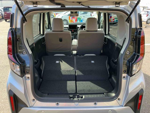 ムーヴＸＬＥＤヘッドライト／片側電動スライドドア／コーナーセンサー／アイドリングストップ／衝突回避支援システム／横滑り防止装置／オートライト／オートエアコン／電動格納ミラー／ブラインドスポットモニター（千葉県）の中古車