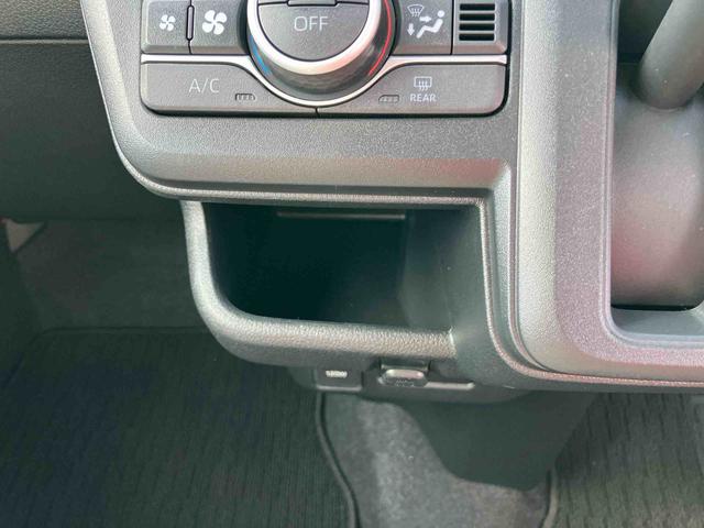 ムーヴＸＬＥＤヘッドライト／片側電動スライドドア／コーナーセンサー／アイドリングストップ／衝突回避支援システム／横滑り防止装置／オートライト／オートエアコン／電動格納ミラー／ブラインドスポットモニター（千葉県）の中古車