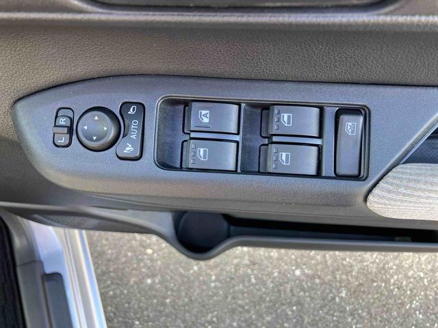 ムーヴＸＬＥＤヘッドライト／片側電動スライドドア／コーナーセンサー／アイドリングストップ／衝突回避支援システム／横滑り防止装置／オートライト／オートエアコン／電動格納ミラー／ブラインドスポットモニター（千葉県）の中古車