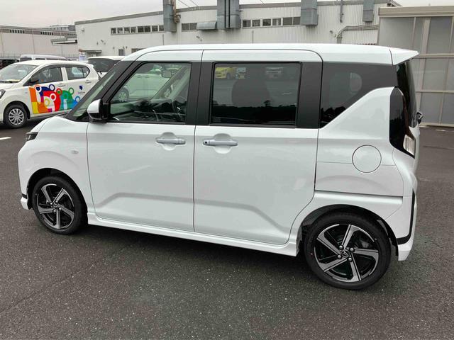 ムーヴＲＳＬＥＤヘッドライト／両側電動スライドドア／アダプティブクルーズコントロール／コーナーセンサー／アイドリングストップ／衝突回避支援システム／横滑り防止装置／電動格納ミラー／電動パーキングブレーキ（千葉県）の中古車