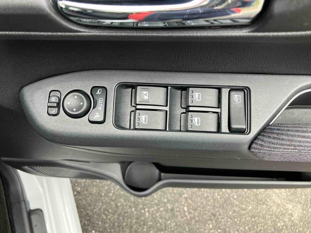 ムーヴＲＳＬＥＤヘッドライト／両側電動スライドドア／アダプティブクルーズコントロール／コーナーセンサー／アイドリングストップ／衝突回避支援システム／横滑り防止装置／電動格納ミラー／電動パーキングブレーキ（千葉県）の中古車