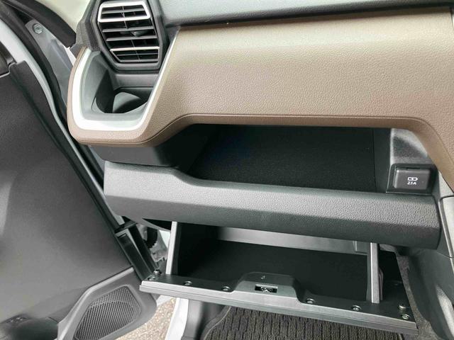 ムーヴＲＳＬＥＤヘッドライト／両側電動スライドドア／アダプティブクルーズコントロール／コーナーセンサー／アイドリングストップ／衝突回避支援システム／横滑り防止装置／電動格納ミラー／電動パーキングブレーキ（千葉県）の中古車