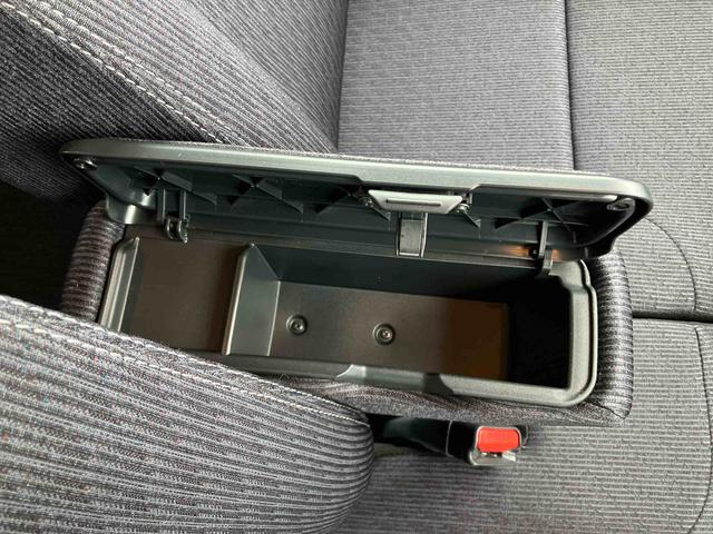 ムーヴＲＳＬＥＤヘッドライト／両側電動スライドドア／アダプティブクルーズコントロール／コーナーセンサー／アイドリングストップ／衝突回避支援システム／横滑り防止装置／電動格納ミラー／電動パーキングブレーキ（千葉県）の中古車