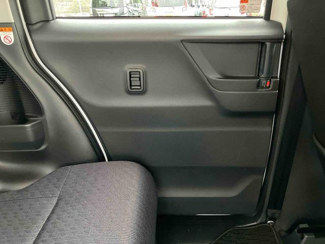 ムーヴＲＳＬＥＤヘッドライト／両側電動スライドドア／アダプティブクルーズコントロール／コーナーセンサー／アイドリングストップ／衝突回避支援システム／横滑り防止装置／電動格納ミラー／電動パーキングブレーキ（千葉県）の中古車