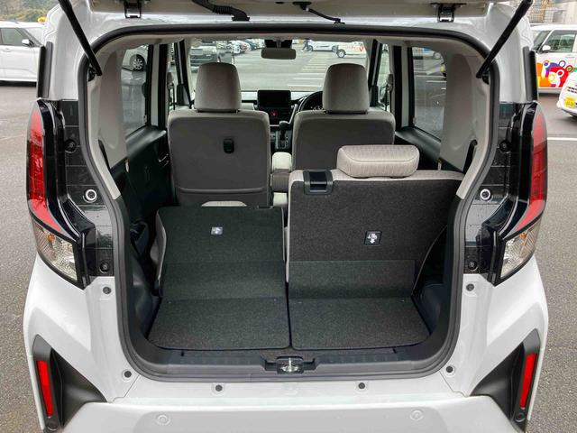 ムーヴＸＬＥＤヘッドライト／片側電動スライドドア／コーナーセンサー／アイドリングストップ／衝突回避支援システム／横滑り防止装置／オートライト／オートエアコン／電動格納ミラー／ブラインドスポットモニター（千葉県）の中古車