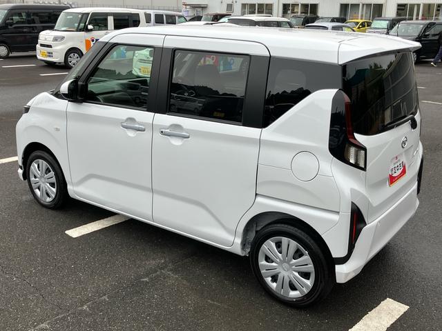 ムーヴＸＬＥＤヘッドライト／片側電動スライドドア／コーナーセンサー／アイドリングストップ／衝突回避支援システム／横滑り防止装置／オートライト／オートエアコン／電動格納ミラー／ブラインドスポットモニター（千葉県）の中古車