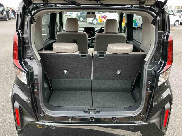 ムーヴＸＬＥＤヘッドライト／片側電動スライドドア／コーナーセンサー／アイドリングストップ／衝突回避支援システム／横滑り防止装置／オートライト／オートエアコン／電動格納ミラー／ブラインドスポットモニター（千葉県）の中古車