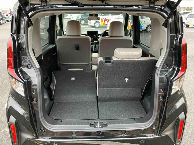 ムーヴＸＬＥＤヘッドライト／片側電動スライドドア／コーナーセンサー／アイドリングストップ／衝突回避支援システム／横滑り防止装置／オートライト／オートエアコン／電動格納ミラー／ブラインドスポットモニター（千葉県）の中古車