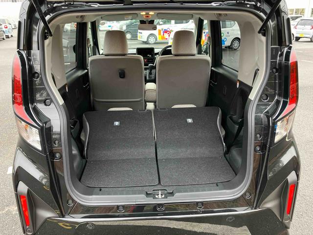 ムーヴＸＬＥＤヘッドライト／片側電動スライドドア／コーナーセンサー／アイドリングストップ／衝突回避支援システム／横滑り防止装置／オートライト／オートエアコン／電動格納ミラー／ブラインドスポットモニター（千葉県）の中古車