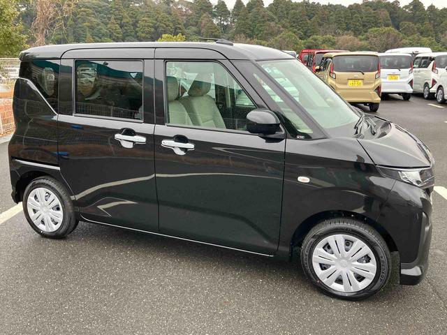 ムーヴＸＬＥＤヘッドライト／片側電動スライドドア／コーナーセンサー／アイドリングストップ／衝突回避支援システム／横滑り防止装置／オートライト／オートエアコン／電動格納ミラー／ブラインドスポットモニター（千葉県）の中古車