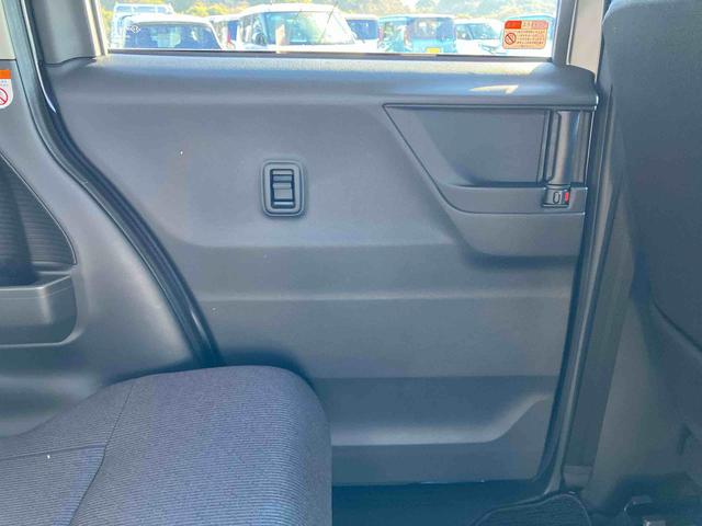 ムーヴＲＳターボエンジン　１５インチアルミ　バックカメラ　両側電動スライドドア　　電動駐車ブレーキ　ＬＥＤライト＆フォグ　コーナーセンサー　衝突被害軽減ブレーキ　ステアリングスイッチ　自動追従クルコン（千葉県）の中古車