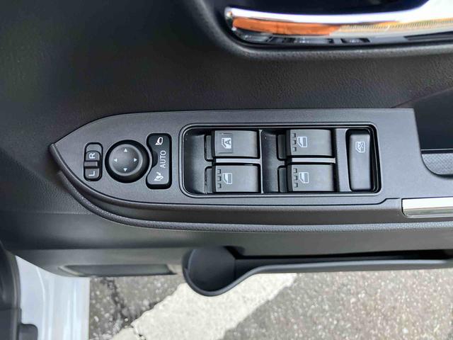 タントカスタムRSターボエンジン 15インチアルミ バックカメラ 両側電動スライドドア シートヒーター 電動駐車ブレーキ LEDライト&フォグ 上下2段調節式デッキボード コーナーセンサー 衝突被害軽減ブレーキ(千葉県)の中古車