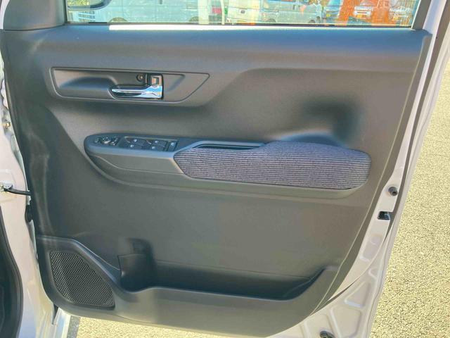 ムーヴＲＳターボエンジン　１５インチアルミ　バックカメラ　両側電動スライドドア　　電動駐車ブレーキ　ＬＥＤライト＆フォグ　コーナーセンサー　衝突被害軽減ブレーキ　ステアリングスイッチ　自動追従クルコン（千葉県）の中古車