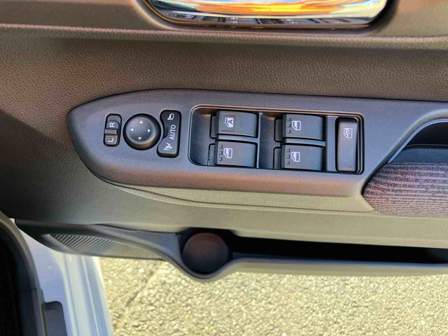 ムーヴＲＳターボエンジン　１５インチアルミ　バックカメラ　両側電動スライドドア　　電動駐車ブレーキ　ＬＥＤライト＆フォグ　コーナーセンサー　衝突被害軽減ブレーキ　ステアリングスイッチ　自動追従クルコン（千葉県）の中古車