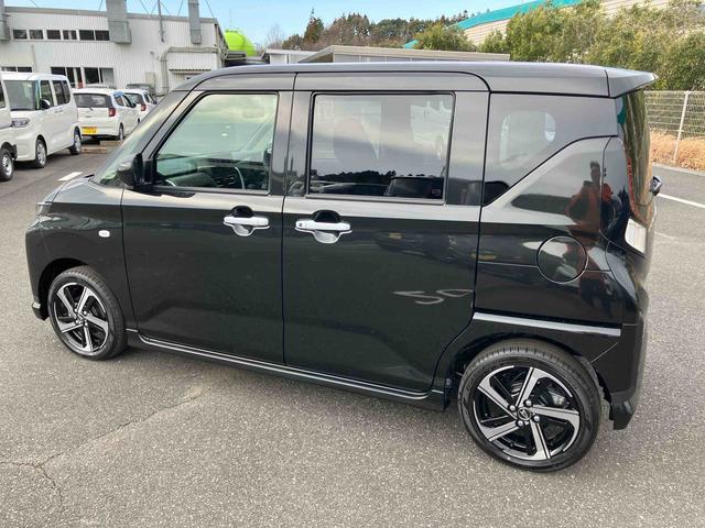 ムーヴＲＳターボエンジン　１５インチアルミ　バックカメラ　両側電動スライドドア　　電動駐車ブレーキ　ＬＥＤライト＆フォグ　コーナーセンサー　衝突被害軽減ブレーキ　ステアリングスイッチ　自動追従クルコン（千葉県）の中古車