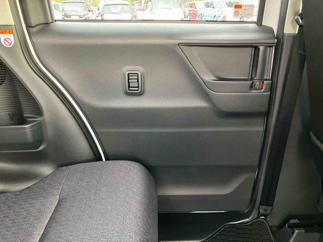 ムーヴＲＳターボエンジン　１５インチアルミ　バックカメラ　両側電動スライドドア　　電動駐車ブレーキ　ＬＥＤライト＆フォグ　コーナーセンサー　衝突被害軽減ブレーキ　ステアリングスイッチ　自動追従クルコン（千葉県）の中古車