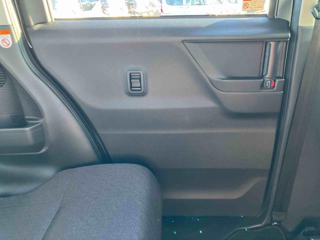 ムーヴＲＳターボエンジン　１５インチアルミ　バックカメラ　両側電動スライドドア　　電動駐車ブレーキ　ＬＥＤライト＆フォグ　コーナーセンサー　衝突被害軽減ブレーキ　ステアリングスイッチ　自動追従クルコン（千葉県）の中古車