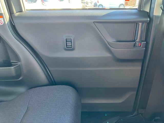 ムーヴＲＳターボエンジン　１５インチアルミ　バックカメラ　両側電動スライドドア　　電動駐車ブレーキ　ＬＥＤライト＆フォグ　コーナーセンサー　衝突被害軽減ブレーキ　ステアリングスイッチ　自動追従クルコン（千葉県）の中古車