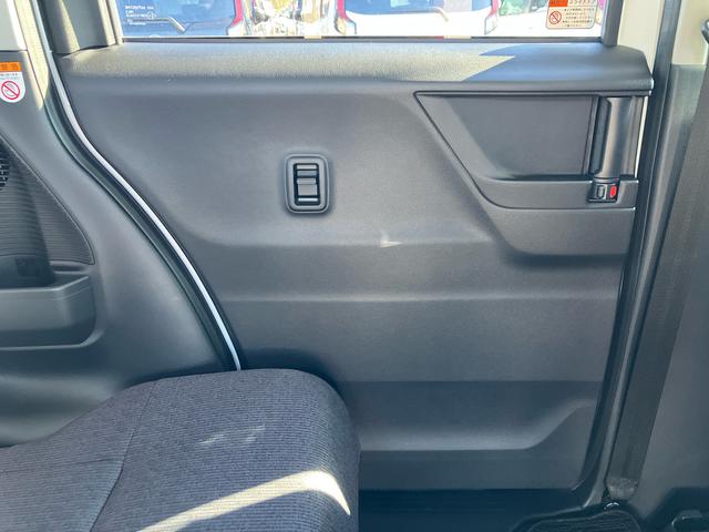 ムーヴＲＳターボエンジン　１５インチアルミ　バックカメラ　両側電動スライドドア　　電動駐車ブレーキ　ＬＥＤライト＆フォグ　コーナーセンサー　衝突被害軽減ブレーキ　ステアリングスイッチ　自動追従クルコン（千葉県）の中古車