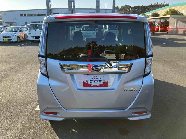 トールカスタムＧＬＥＤヘッドライト＆フォグランプ　アダプティブクルコン　１４インチアルミホイール　両側電動スライドドア　電動パーキングブレーキ　プッシュボタンスターター　コーナーセンサー　衝突被害軽減ブレーキ（千葉県）の中古車