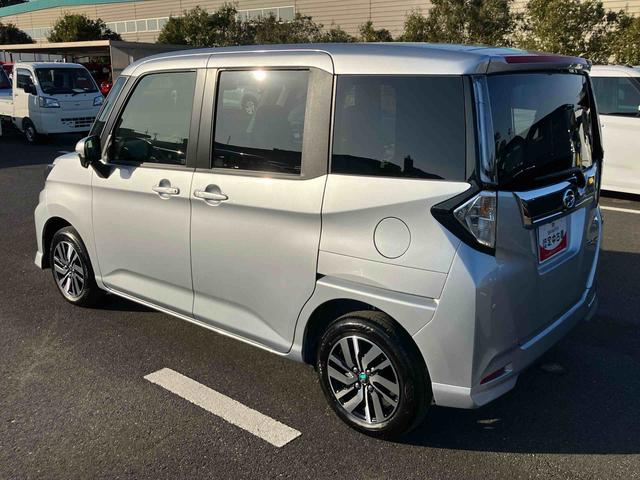 トールカスタムＧＬＥＤヘッドライト＆フォグランプ　アダプティブクルコン　１４インチアルミホイール　両側電動スライドドア　電動パーキングブレーキ　プッシュボタンスターター　コーナーセンサー　衝突被害軽減ブレーキ（千葉県）の中古車