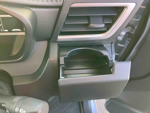 トールカスタムＧＬＥＤヘッドライト＆フォグランプ　アダプティブクルコン　１４インチアルミホイール　両側電動スライドドア　電動パーキングブレーキ　プッシュボタンスターター　コーナーセンサー　衝突被害軽減ブレーキ（千葉県）の中古車