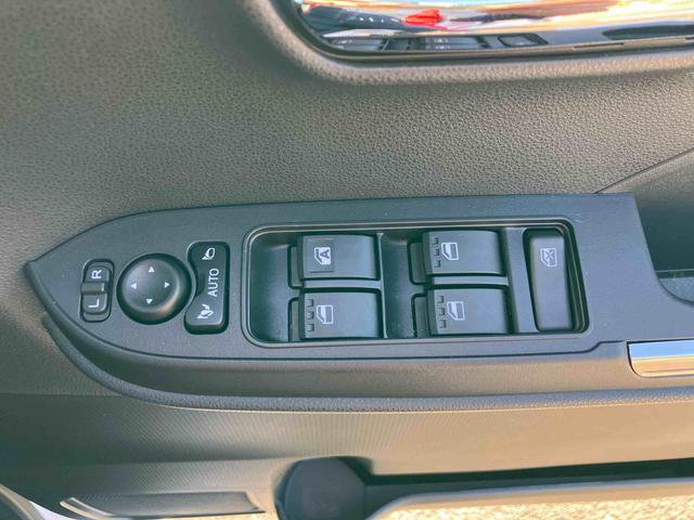 タントカスタムＲＳターボエンジン　１５インチアルミ　バックカメラ　両側電動スライドドア　シートヒーター　電動駐車ブレーキ　ＬＥＤライト＆フォグ　上下２段調節式デッキボード　コーナーセンサー　衝突被害軽減ブレーキ（千葉県）の中古車