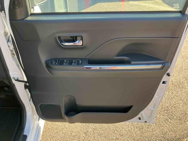 タントカスタムＲＳターボエンジン　１５インチアルミ　バックカメラ　両側電動スライドドア　シートヒーター　電動駐車ブレーキ　ＬＥＤライト＆フォグ　上下２段調節式デッキボード　コーナーセンサー　衝突被害軽減ブレーキ（千葉県）の中古車