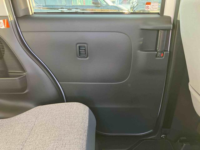 ムーヴキャンバスストライプスＧ両側電動スライドドア　ＬＥＤヘッドライト＆フォグランプ　シートヒーター　保温カップホルダー　電動駐車ブレーキ　バックカメラ　ステアリングスイッチ　コーナーセンサー　衝突被害軽減ブレーキ（千葉県）の中古車