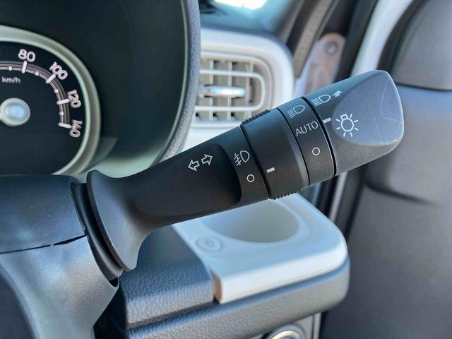 ムーヴキャンバスストライプスＧ両側電動スライドドア　ＬＥＤヘッドライト＆フォグランプ　シートヒーター　保温カップホルダー　電動駐車ブレーキ　バックカメラ　ステアリングスイッチ　コーナーセンサー　衝突被害軽減ブレーキ（千葉県）の中古車