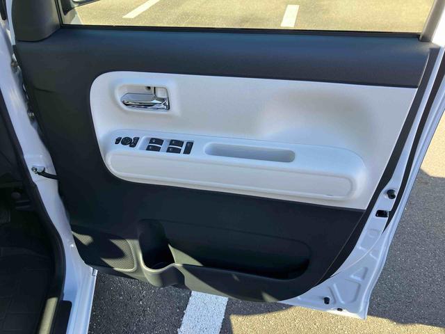 ムーヴキャンバスストライプスＧ両側電動スライドドア　ＬＥＤヘッドライト＆フォグランプ　シートヒーター　保温カップホルダー　電動駐車ブレーキ　バックカメラ　ステアリングスイッチ　コーナーセンサー　衝突被害軽減ブレーキ（千葉県）の中古車