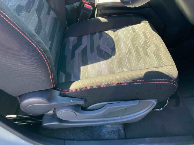 タフトＧガラスルーフ　ルーフレール　１５インチアルミホイール　ＬＥＤヘッドライト＆フォグランプ　バックカメラ　シートヒーター　電動パーキングブレーキ　自動追従クルコン　コーナーセンサー　衝突被害軽減ブレーキ（千葉県）の中古車