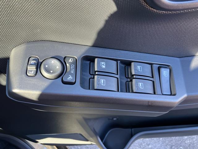 タフトＧターボ　クロムベンチャー前後専用ガーニッシュ　ガラスルーフ　ルーフレール　１５インチアルミ　ＬＥＤヘッドライト＆フォグランプ　バックカメラ　シートヒーター　電動駐車ブレーキ　自動追従クルコン　衝突被害軽減ブレーキ（千葉県）の中古車