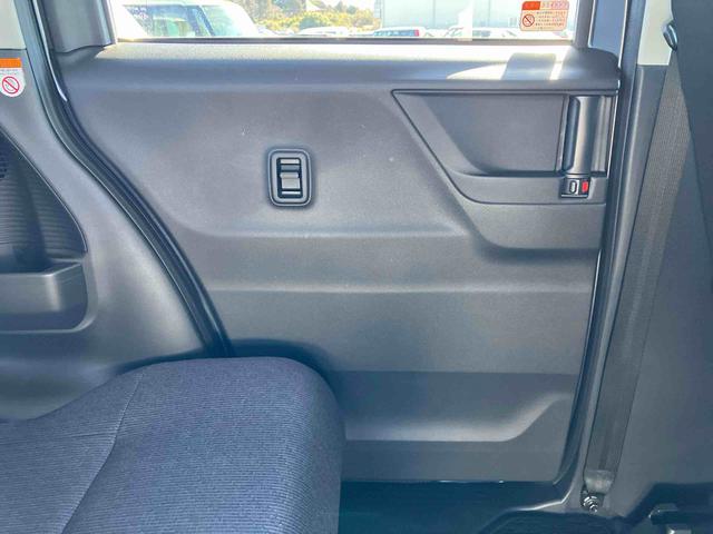 ムーヴＲＳターボエンジン　１５インチアルミ　バックカメラ　両側電動スライドドア　　電動駐車ブレーキ　ＬＥＤライト＆フォグ　コーナーセンサー　衝突被害軽減ブレーキ　ステアリングスイッチ　自動追従クルコン（千葉県）の中古車